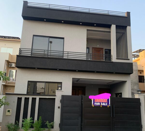 5 Marla Beautiful House